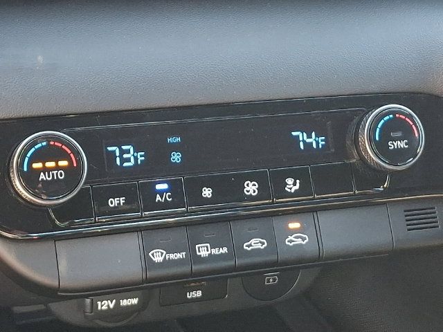 Used 2025 Hyundai Elantra Sport FWD image 14