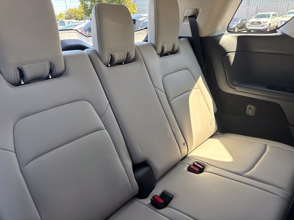 New 2026 Nissan Pathfinder SL FWD image 23