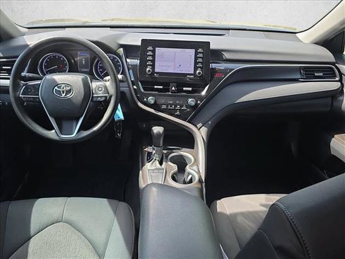 Used 2022 Toyota Camry LE image 18