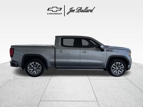 Used 2025 GMC Sierra 1500 Denali w/ Denali Reserve Package AWD/4WD image 8