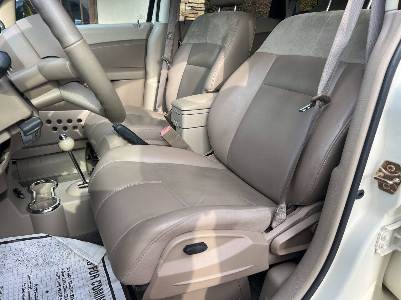 Used 2006 Chrysler PT Cruiser Limited FWD image 8