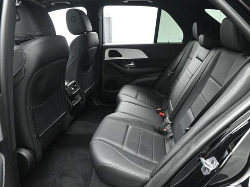 Used 2024 Mercedes-Benz GLE 450e 4MATIC image 18