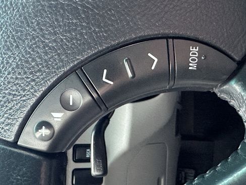 Used 2006 Toyota 4Runner Limited image 36