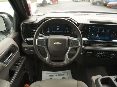 Used 2023 Chevrolet Silverado 1500 LTZ image 21