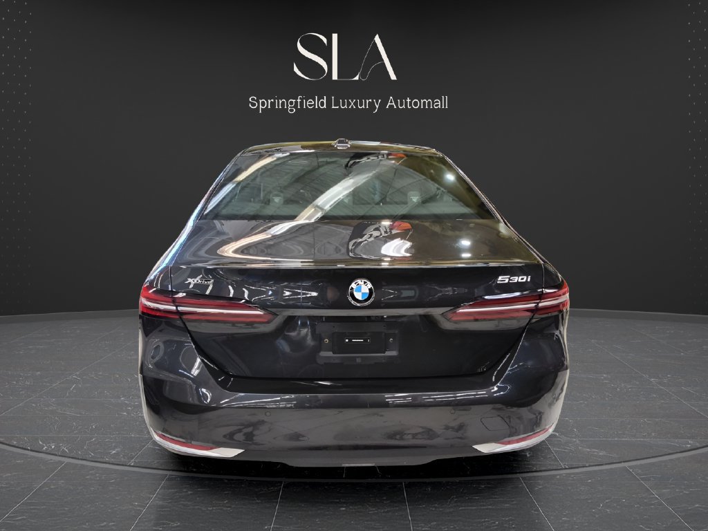 Used 2026 BMW 530i xDrive AWD/4WD image 7