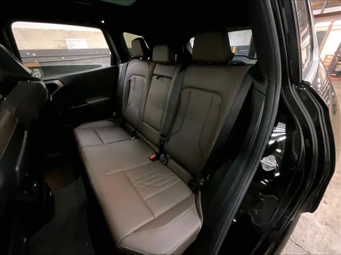 Used 2025 BMW X3 xDrive30i w/ Premium Package image 28