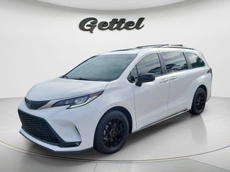 Used 2023 Toyota Sienna XSE FWD video 1
