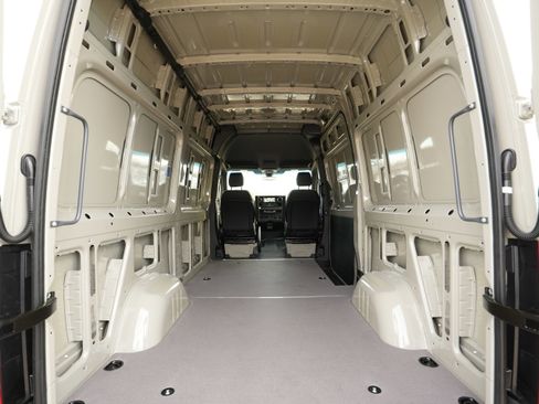 New 2026 Mercedes-Benz Sprinter 2500 image 8