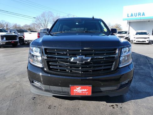 Used 2019 Chevrolet Suburban Premier image 9