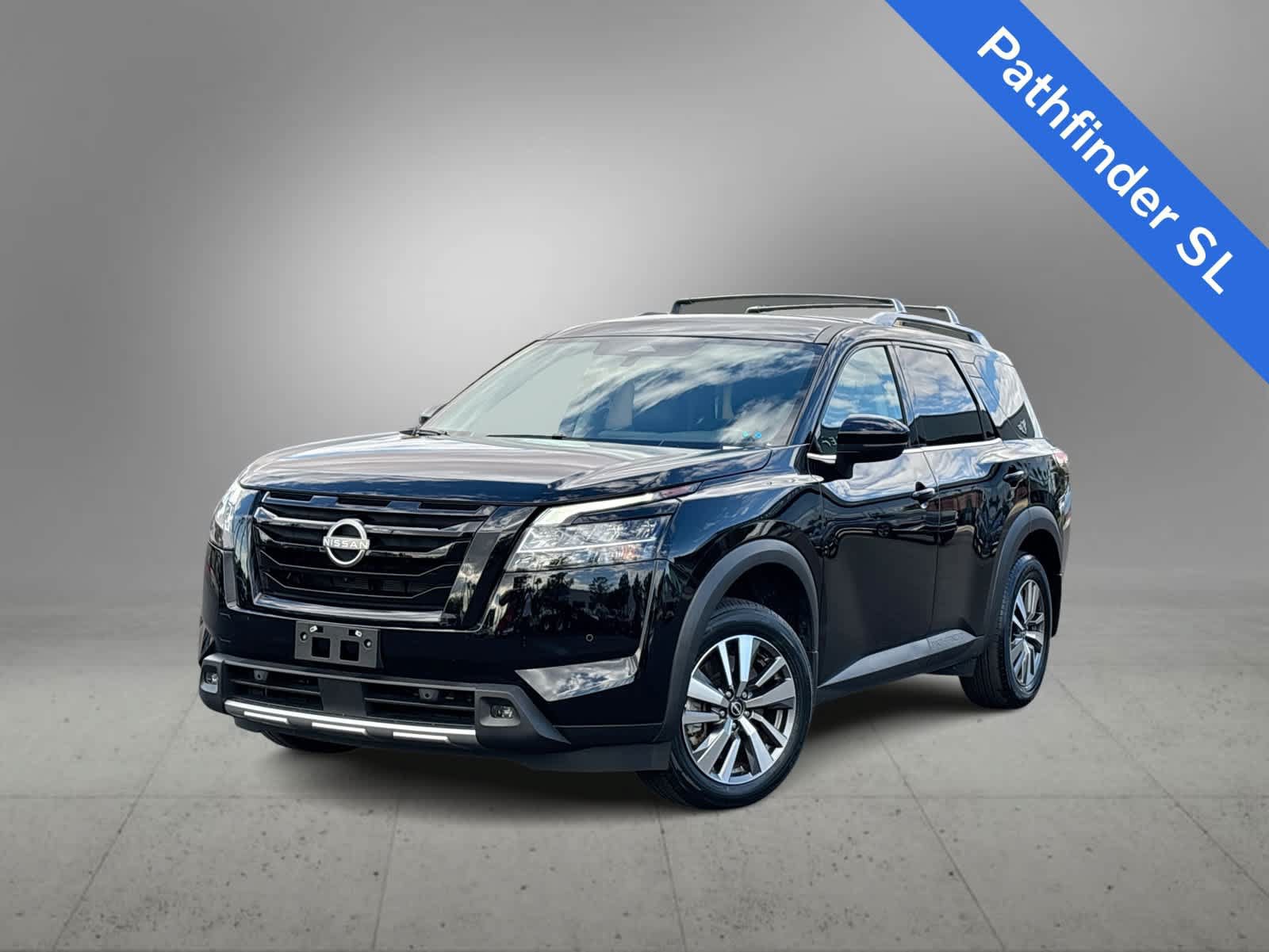 Used 2024 Nissan Pathfinder SL w/ Black Appearance Package FWD image 1