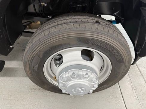 New 2026 RAM 5500 Tradesman w/ Chrome Appearance Group image 4