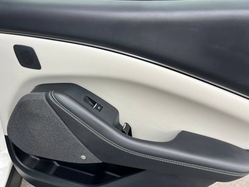 Used 2022 Ford Mustang Mach-E Premium RWD image 48