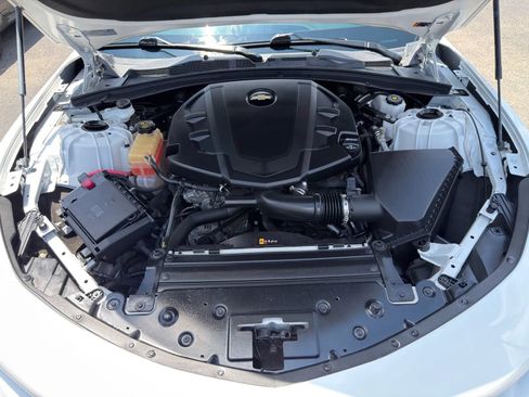 Used 2023 Chevrolet Camaro LT RWD image 21