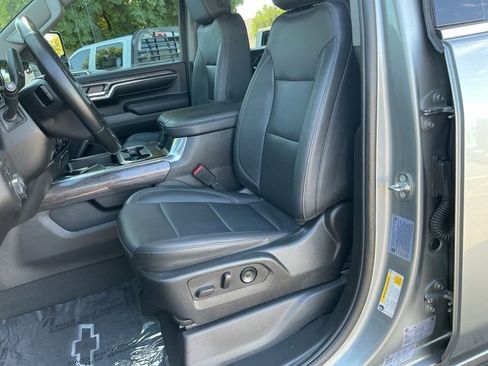 Used 2024 Chevrolet Silverado 2500 LTZ w/ LTZ Premium Package image 16