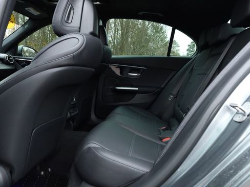 Used 2024 Mercedes-Benz C 300 Sedan image 12