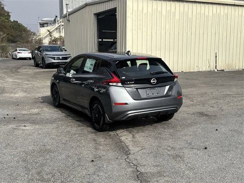 New 2025 Nissan Leaf SV Plus image 7