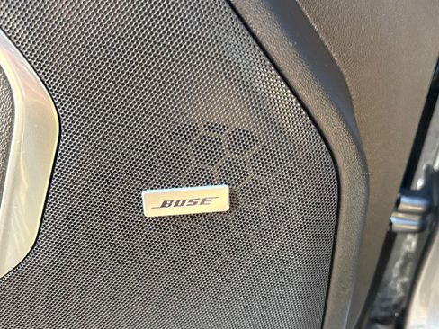 Used 2021 GMC Yukon SLT w/ SLT Luxury Plus Package image 25