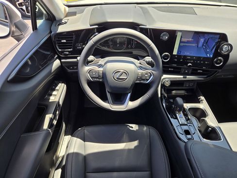 Used 2025 Lexus NX 250 FWD w/ Accessory Package (2T) image 13