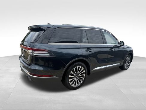 Used 2023 Lincoln Aviator Reserve w/ Equipment Group 201A image 8