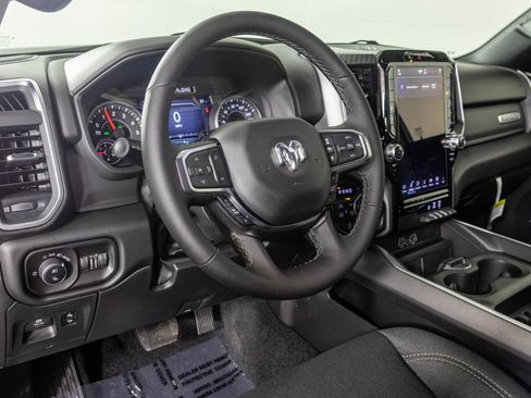 New 2026 RAM 1500 4x4 Crew Cab image 3