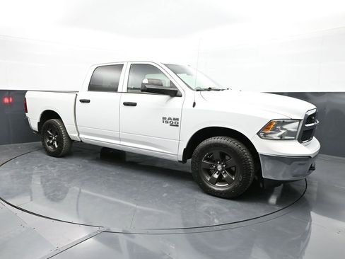 Used 2022 RAM 1500 Tradesman w/ Chrome Appearance Group AWD/4WD image 5