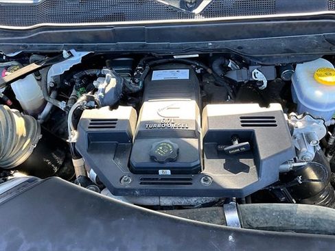 Used 2024 RAM 2500 Big Horn w/ Off Road Package image 32