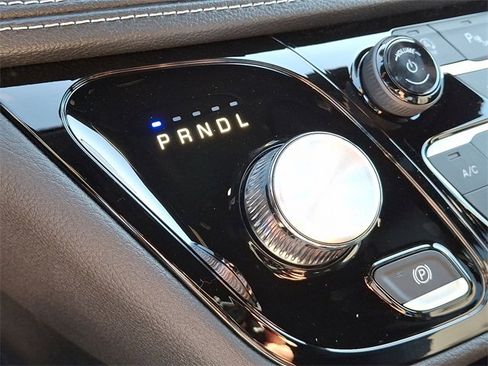 New 2026 Chrysler Pacifica Select image 16