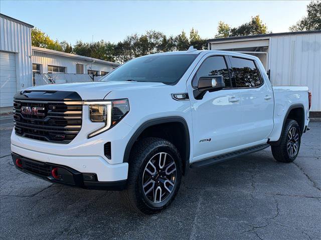 Certified 2025 GMC Sierra 1500 AT4 w/ AT4 Premium Package AWD/4WD image 5
