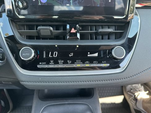 Used 2024 Toyota Corolla SE FWD image 16