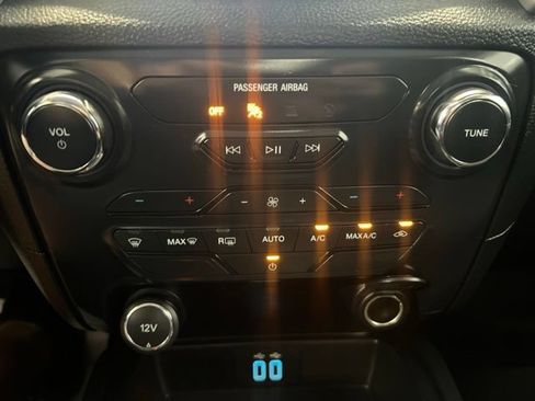Used 2019 Ford Ranger XLT w/ Equipment Group 301A Mid AWD/4WD image 22