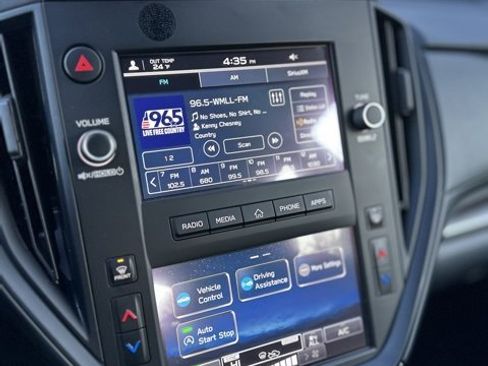 Used 2025 Subaru Impreza 2.0i image 11