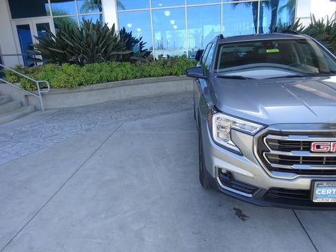Certified 2023 GMC Terrain AT4 w/ Infotainment Package II AWD/4WD image 35