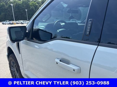 Used 2023 Ford F150 Lariat AWD/4WD image 13