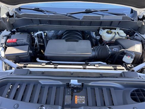 Used 2019 Chevrolet Silverado 1500 LT w/ All-Star Edition image 9