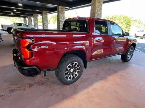 New 2026 Chevrolet Colorado Z71 w/ Technology Package AWD/4WD image 7