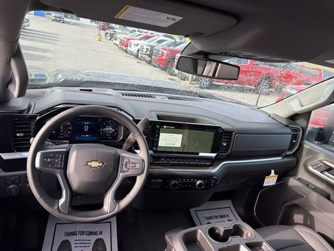New 2026 Chevrolet Silverado 2500 LT w/ Z71 Chrome Sport Edition AWD/4WD image 13