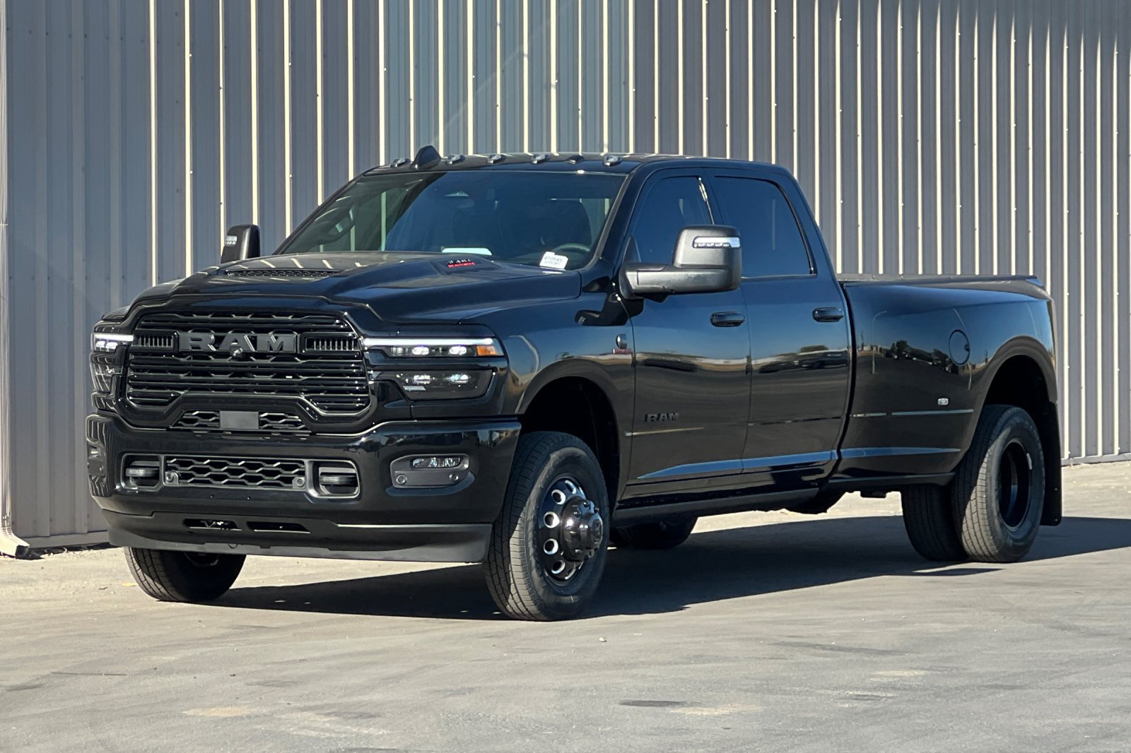 New 2026 RAM 3500 Laramie AWD/4WD image 3