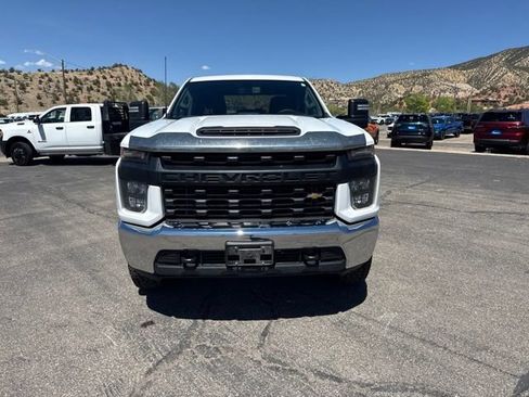 Used 2021 Chevrolet Silverado 2500 W/T w/ WT Convenience Package AWD/4WD image 2