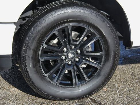 Used 2025 Ford F150 Platinum AWD/4WD image 13