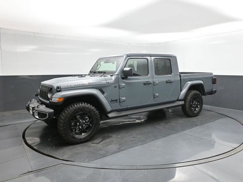 New 2026 Jeep Gladiator Sport AWD/4WD image 34