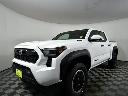 New 2025 Toyota Tacoma TRD Off-Road image 6