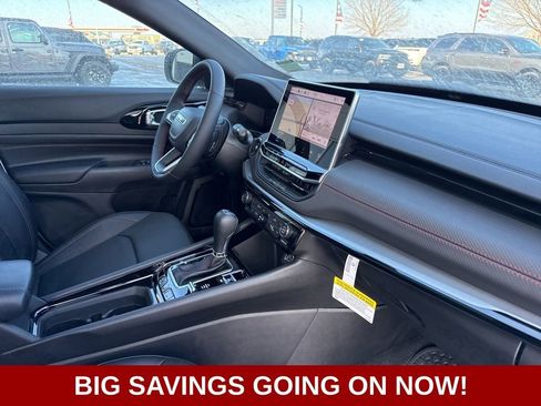 New 2025 Jeep Compass Trailhawk w/ Trailhawk Elite Group image 52