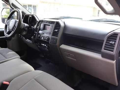 Used 2022 Ford F250 XL w/ Power Equipment Group AWD/4WD image 16
