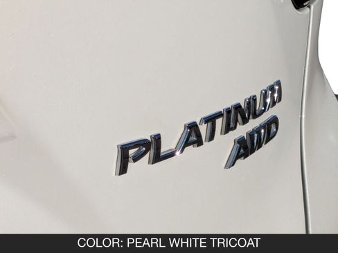 Used 2022 Nissan Murano Platinum w/ Cargo Package image 13