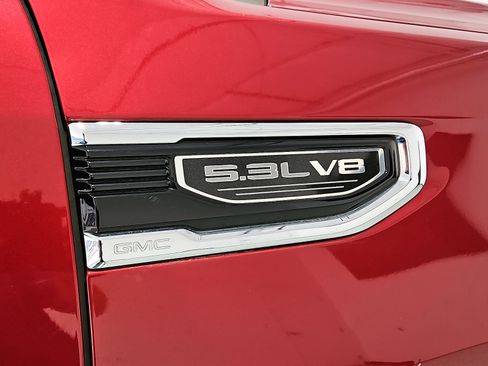 Used 2019 GMC Sierra 1500 SLT w/ SLT Premium Plus Package AWD/4WD image 6