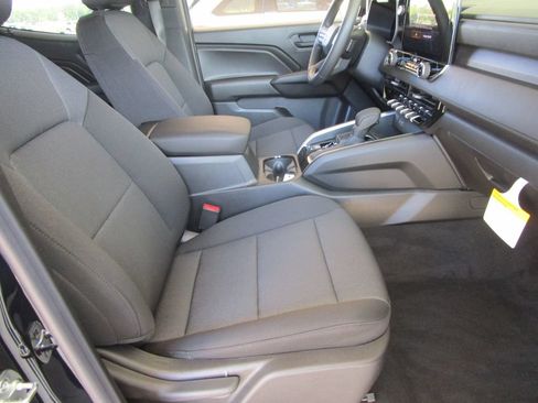 New 2026 Chevrolet Colorado W/T w/ WT Custom Package RWD image 23