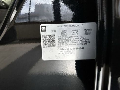 Used 2025 Chevrolet Malibu LS image 35