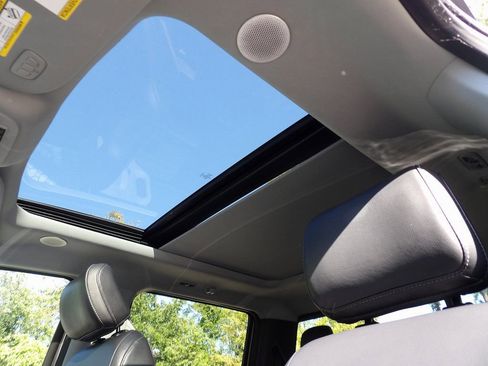 Used 2024 Ford F250 Lariat w/ Lariat Ultimate Package image 15