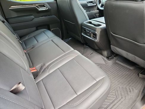 Used 2022 Chevrolet Silverado 1500 LTZ w/ LTZ Premium Package AWD/4WD image 18