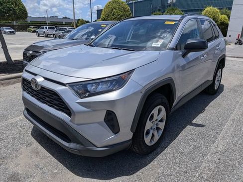 Certified 2021 Toyota RAV4 LE FWD image 2